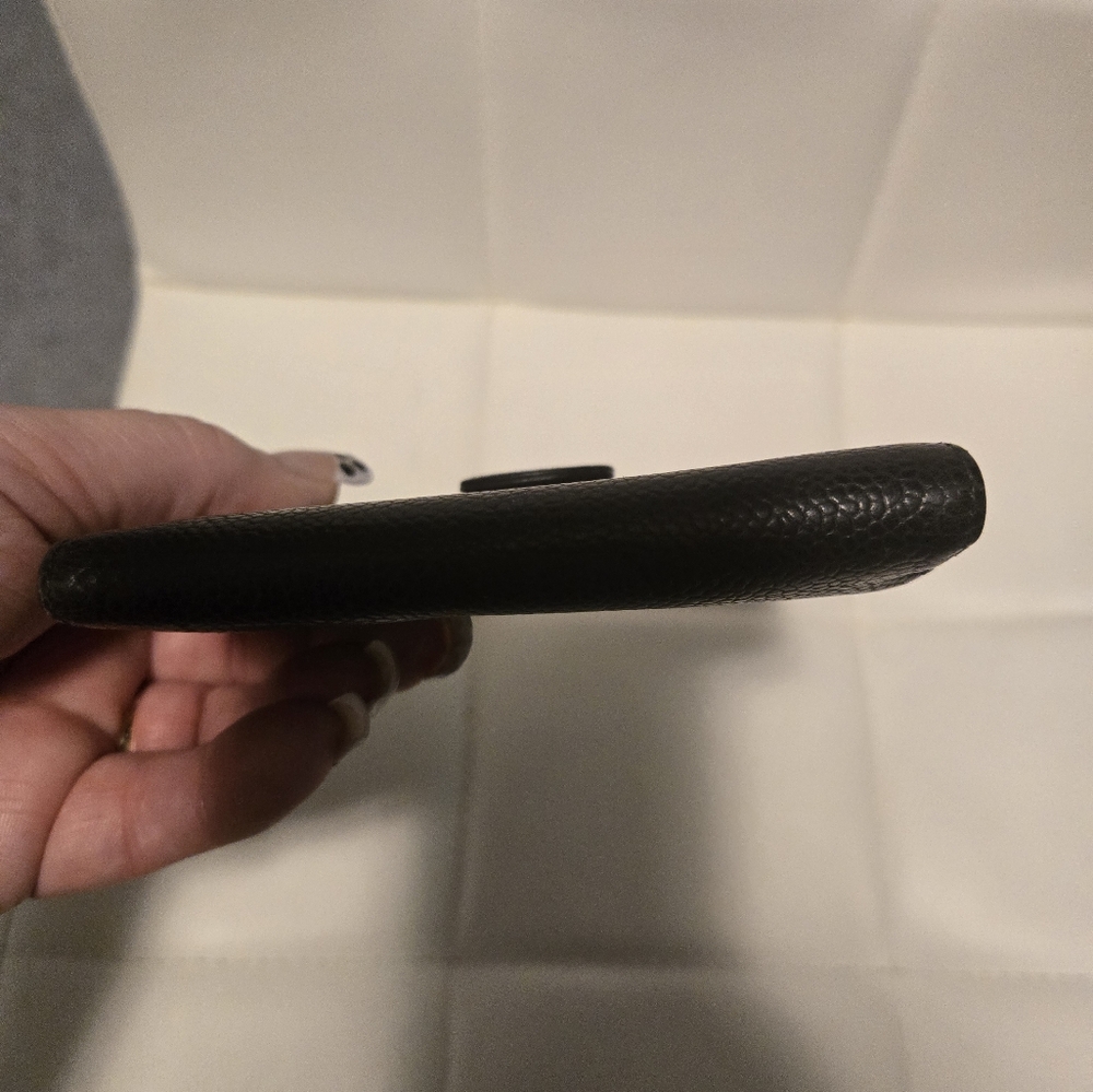 Chanel Caviar Leather Wallet - Picture 13 of 16